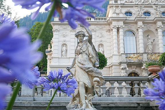 Picture: Linderhof Palace, detail