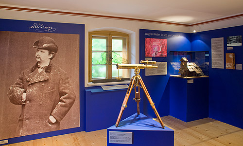 Picture: Exhibition in the Royal Lodge